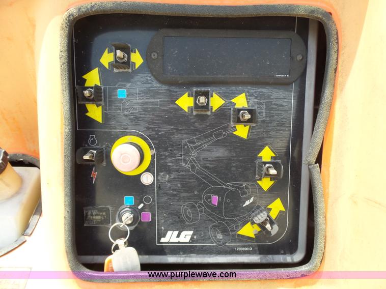 image for item AG9227 1999 JLG 450A boom lift