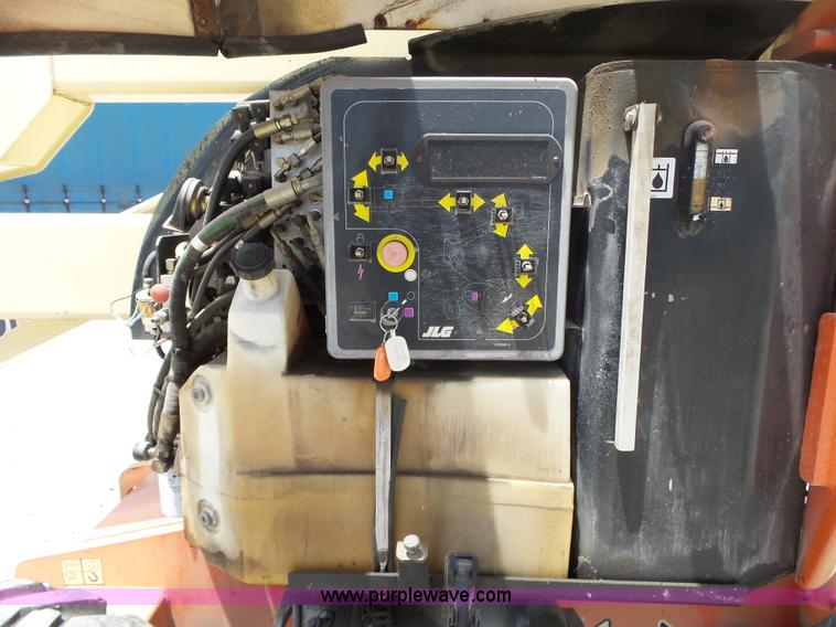 image for item AG9227 1999 JLG 450A boom lift