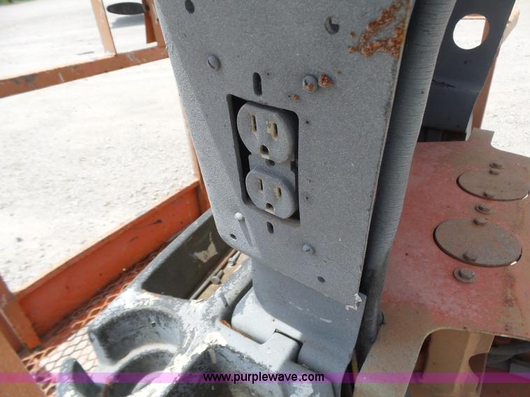 image for item AG9227 1999 JLG 450A boom lift