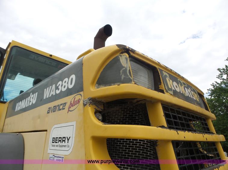 image for item AG9229 2000 Komatsu WA380 wheel loader