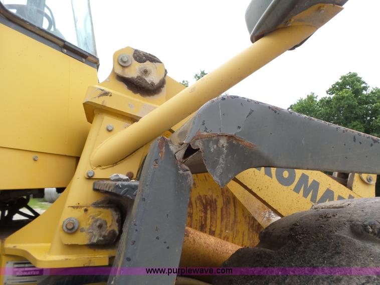 image for item AG9229 2000 Komatsu WA380 wheel loader