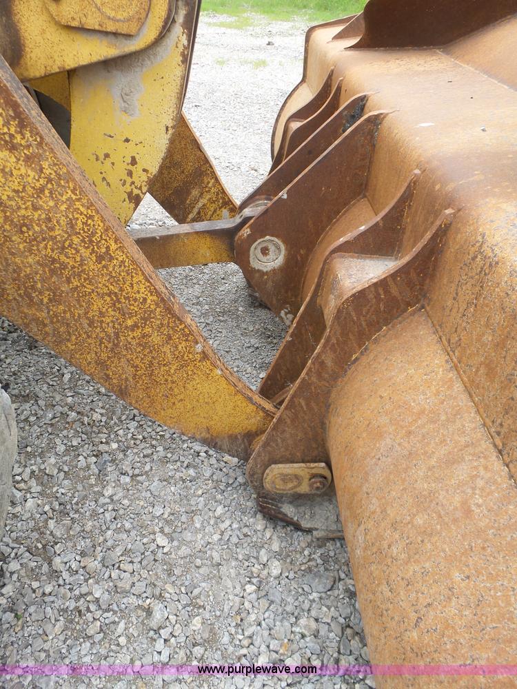 image for item AG9229 2000 Komatsu WA380 wheel loader