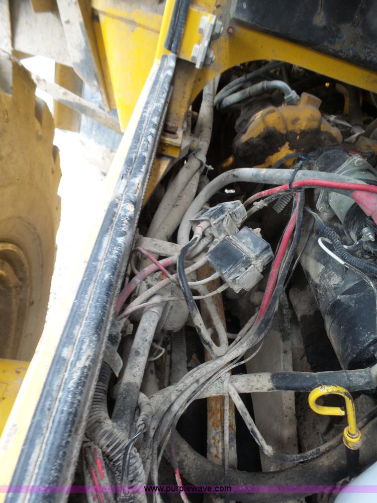 image for item AG9229 2000 Komatsu WA380 wheel loader