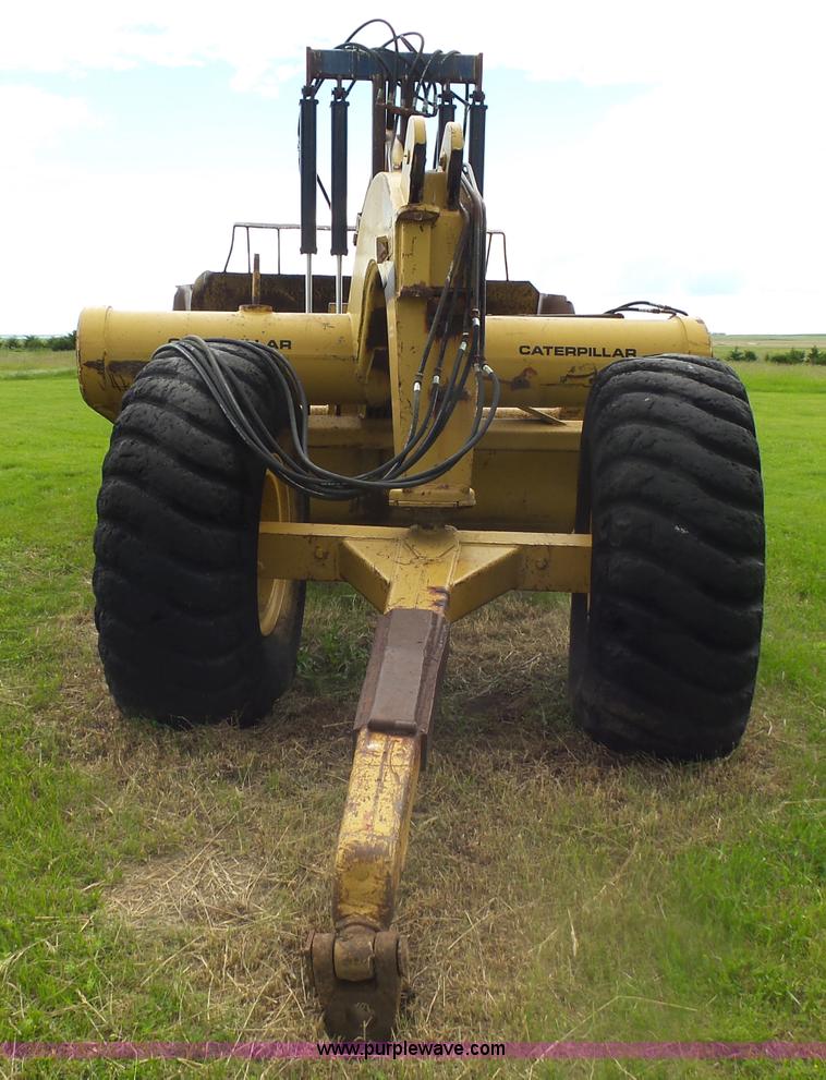 image for item AL9152 Caterpillar 80 scraper