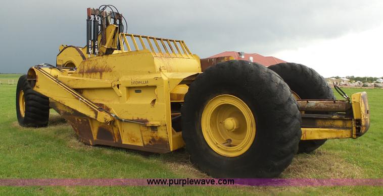 image for item AL9152 Caterpillar 80 scraper