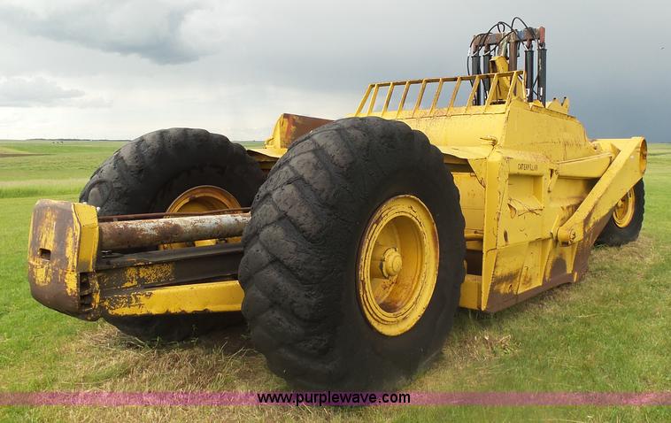 image for item AL9152 Caterpillar 80 scraper