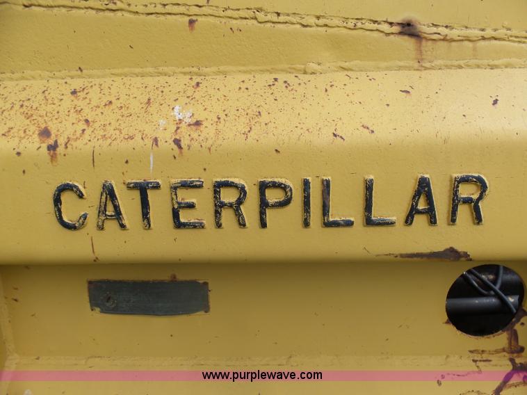image for item AL9152 Caterpillar 80 scraper