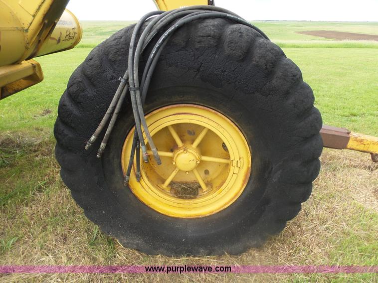 image for item AL9152 Caterpillar 80 scraper