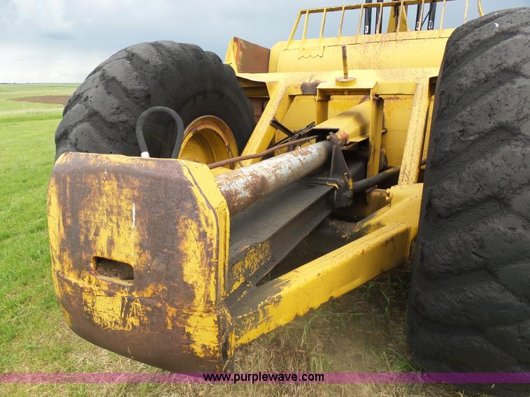 image for item AL9152 Caterpillar 80 scraper