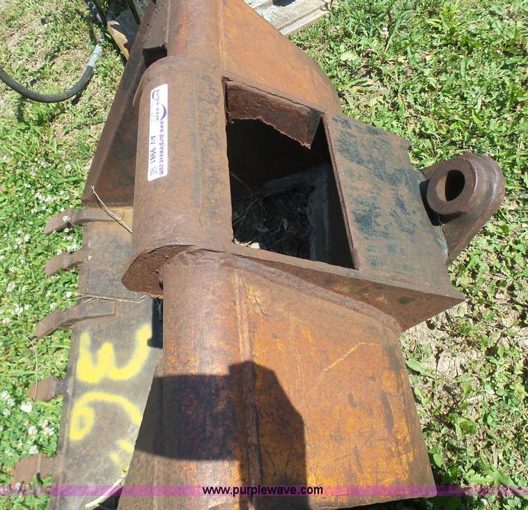 image for item AV9981 Wain Roy bucket