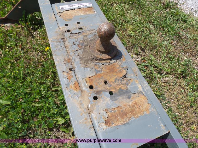 image for item AV9982 B&W gooseneck turn-over ball hitch