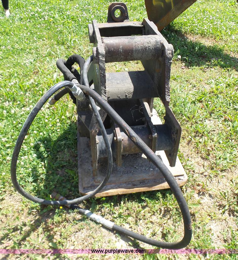 image for item AV9984 Wain Roy Cannon plate compactor