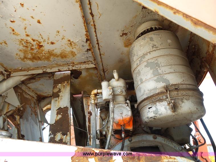 image for item BG9031 1965 Insley M crane