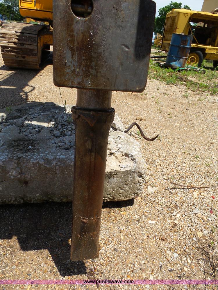 image for item BG9032 Allied 77 hydraulic breaker