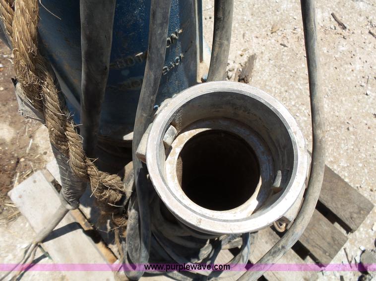 image for item BG9036 Barnes submersible pump