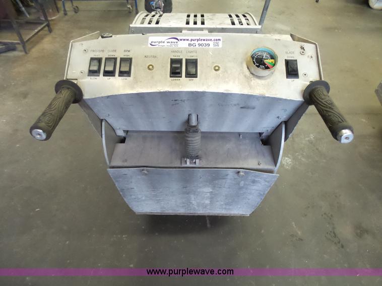 image for item BG9039 Soff Cut G2000 concrete saw