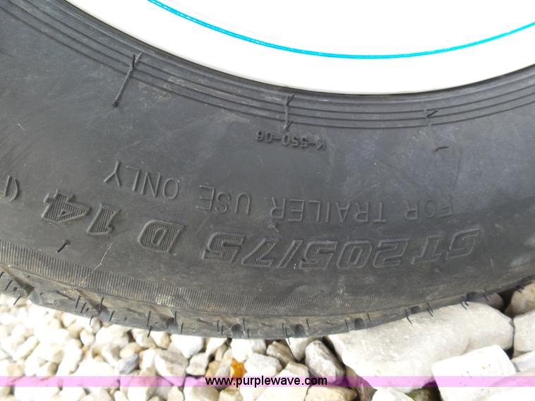 image for item BG9045 2011 Powertek 731 wood chipper