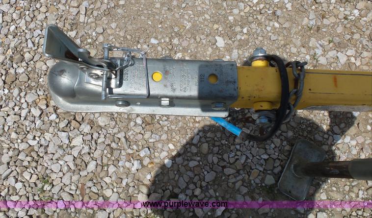 image for item BG9045 2011 Powertek 731 wood chipper