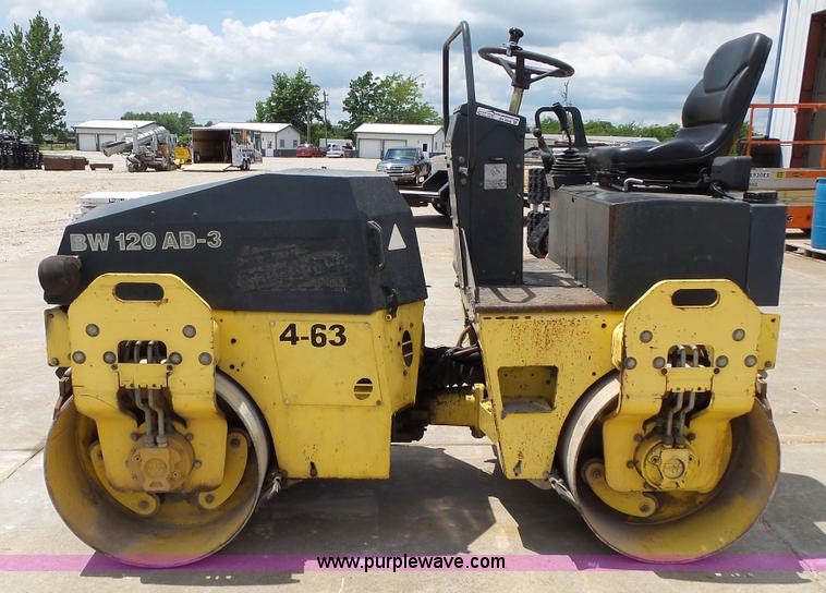 image for item BG9046 2000 Bomag BW120AD-3 double drum roller