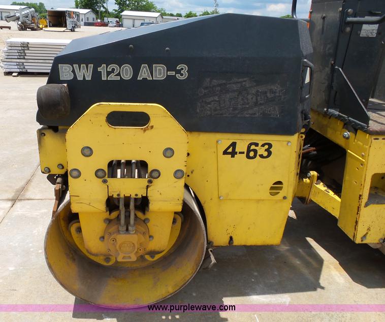 image for item BG9046 2000 Bomag BW120AD-3 double drum roller