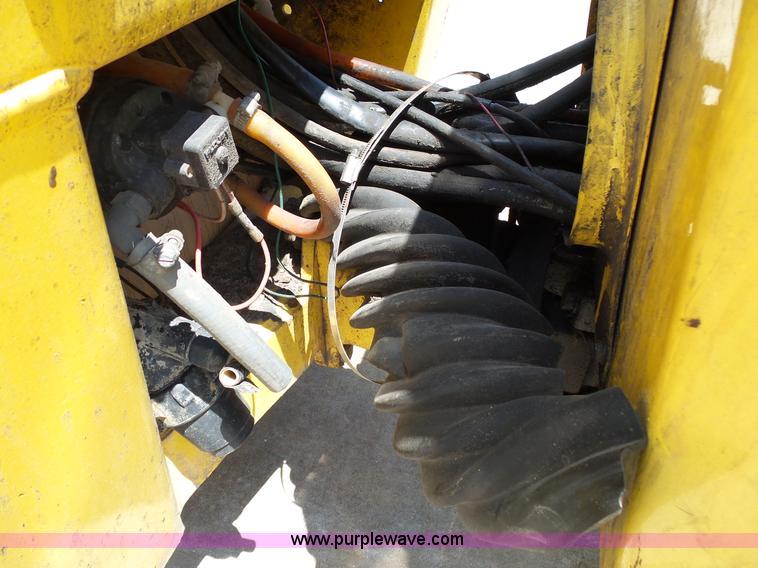 image for item BG9046 2000 Bomag BW120AD-3 double drum roller