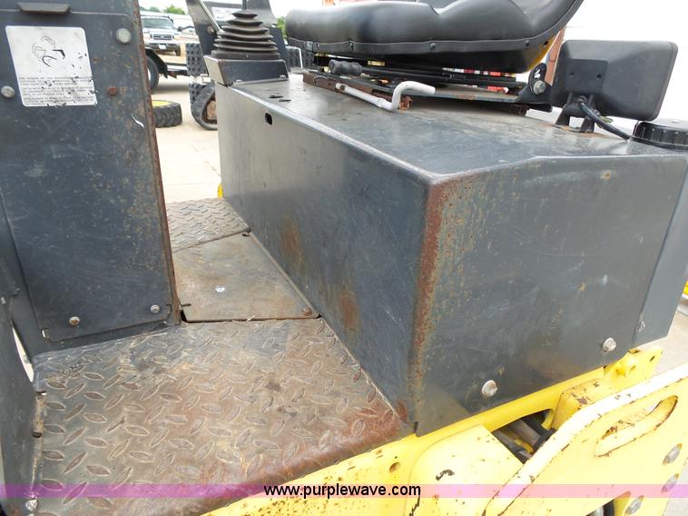 image for item BG9046 2000 Bomag BW120AD-3 double drum roller