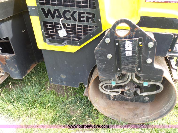 image for item BR9331 2005 Wacker RD27-120 double drum roller