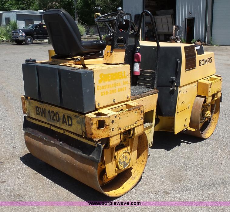 image for item BS9889 Bomag BW120AD double drum roller