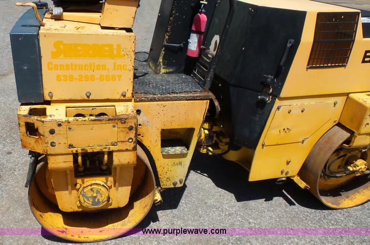 image for item BS9889 Bomag BW120AD double drum roller