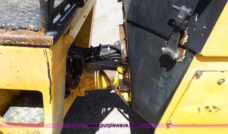 image for item BS9889 Bomag BW120AD double drum roller