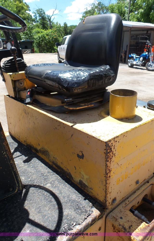 image for item BS9889 Bomag BW120AD double drum roller