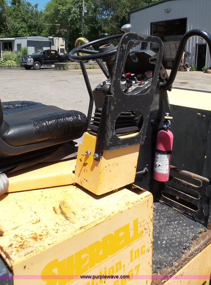 image for item BS9889 Bomag BW120AD double drum roller