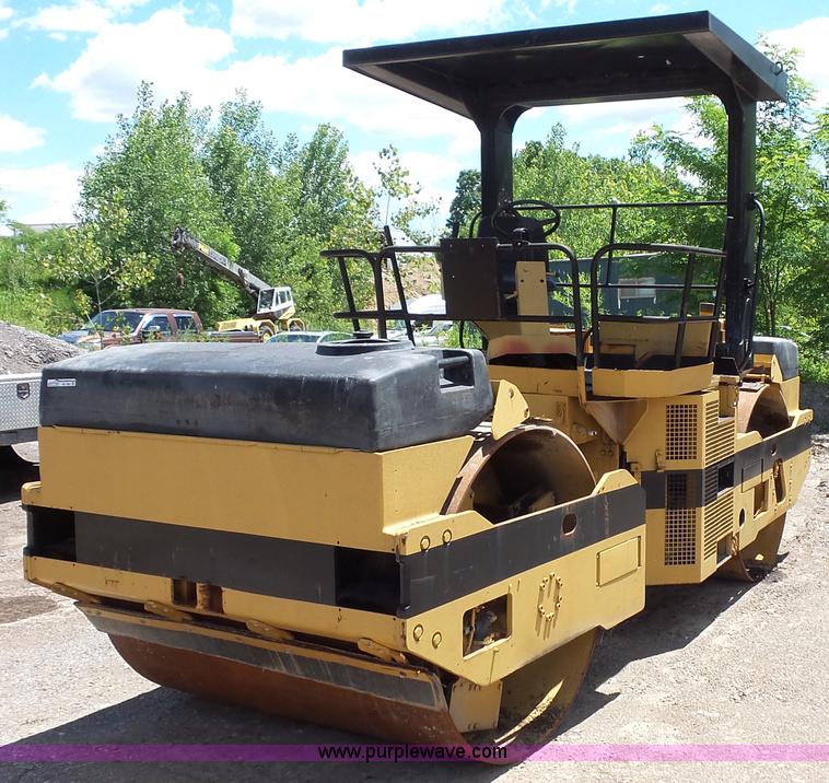 image for item BS9891 Caterpillar double drum roller