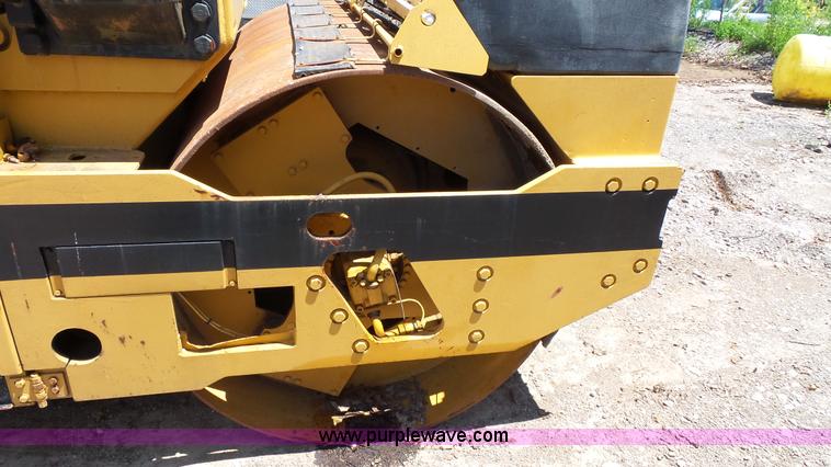 image for item BS9891 Caterpillar double drum roller