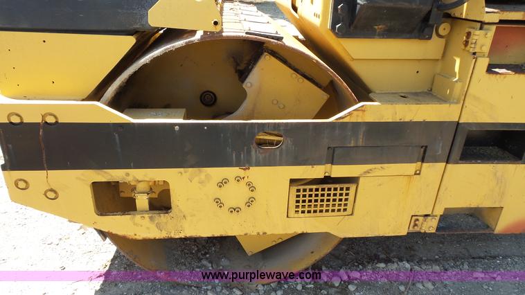 image for item BS9891 Caterpillar double drum roller