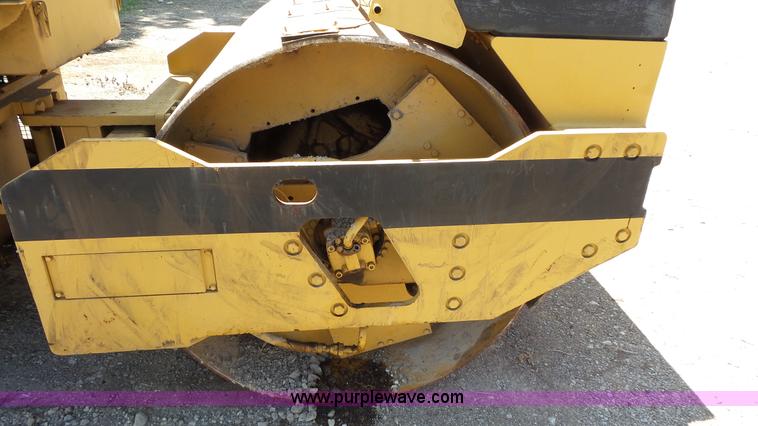 image for item BS9891 Caterpillar double drum roller