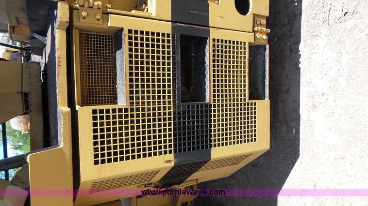 image for item BS9891 Caterpillar double drum roller