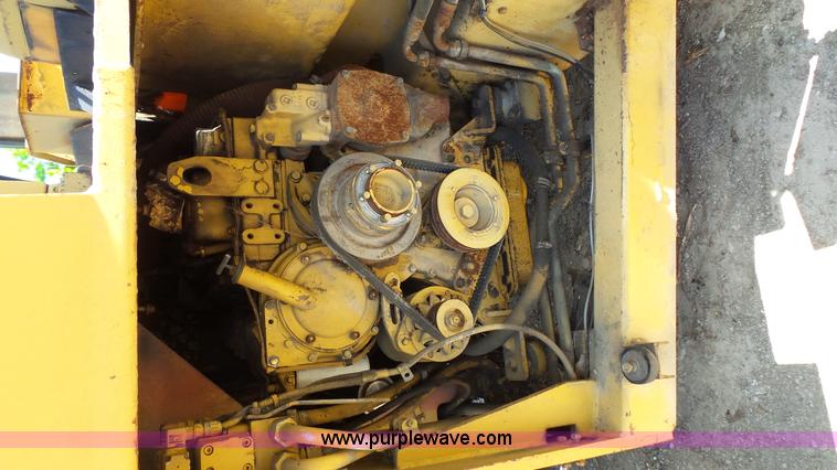 image for item BS9891 Caterpillar double drum roller