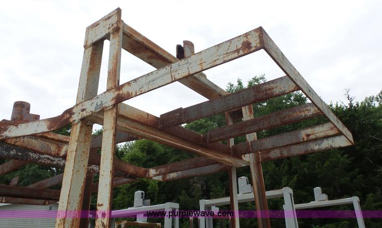 image for item BV9574 (8) concrete form baskets with bell tops