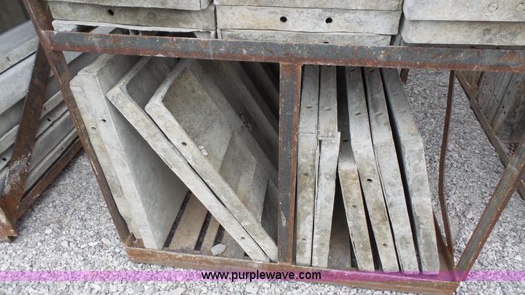 image for item BV9575 Aluminum concrete forms