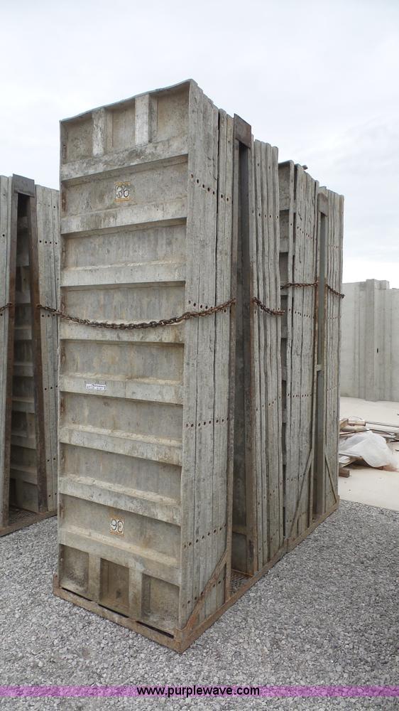 image for item BV9577 Aluminum concrete forms
