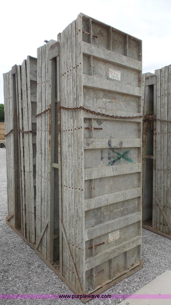 image for item BV9577 Aluminum concrete forms