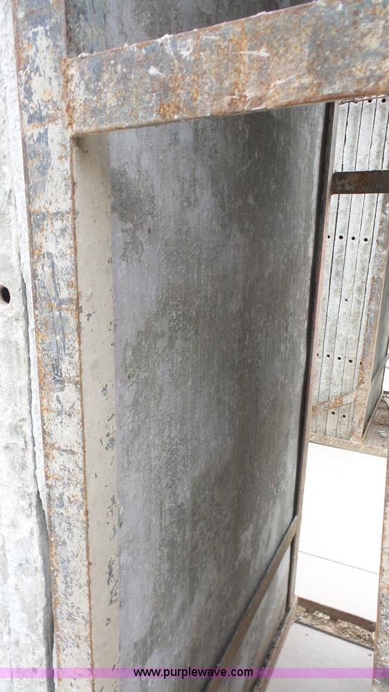 image for item BV9579 Aluminum concrete forms