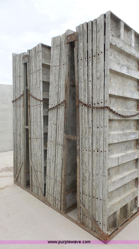 image for item BV9579 Aluminum concrete forms