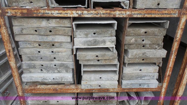 image for item BV9585 Aluminum concrete forms