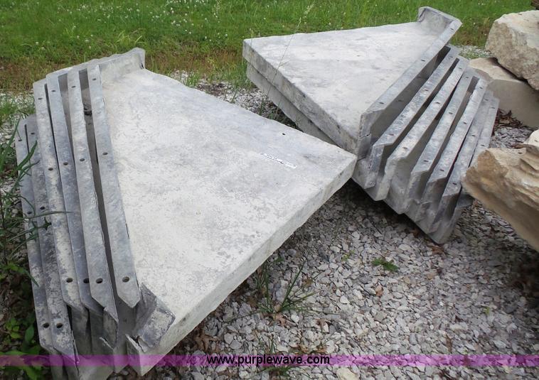 image for item BV9586 Aluminum concrete forms