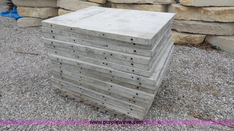 image for item BV9586 Aluminum concrete forms