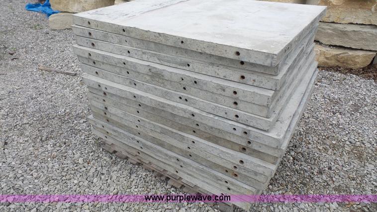 image for item BV9586 Aluminum concrete forms