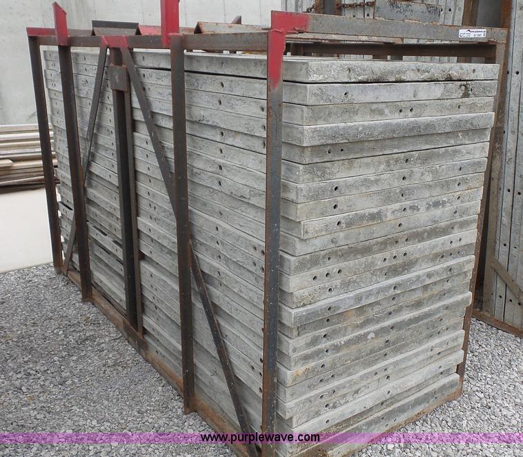 image for item BV9587 Aluminum concrete forms