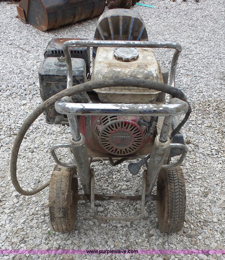 image for item BV9591 Graco 7400 airless paint sprayer